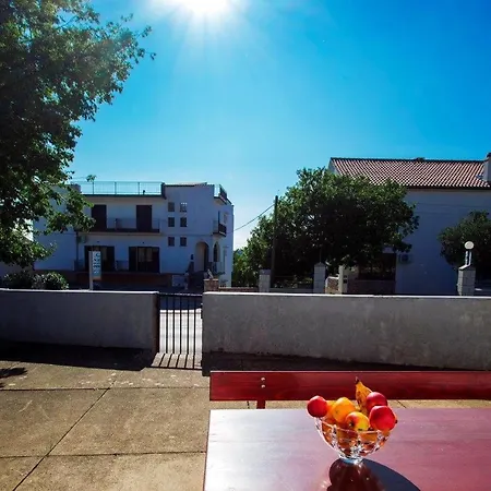 Holiday home Seaside House Starigrad, Paklenica - 6633 *